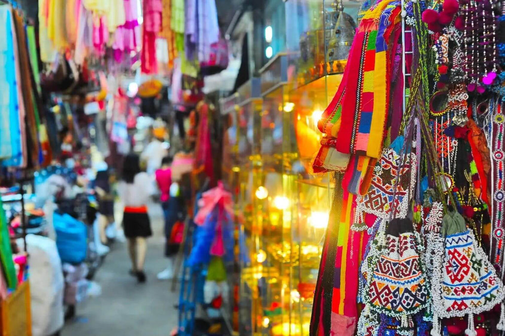 artesanato tailandes mercado popular em Bangkok na Tailândia